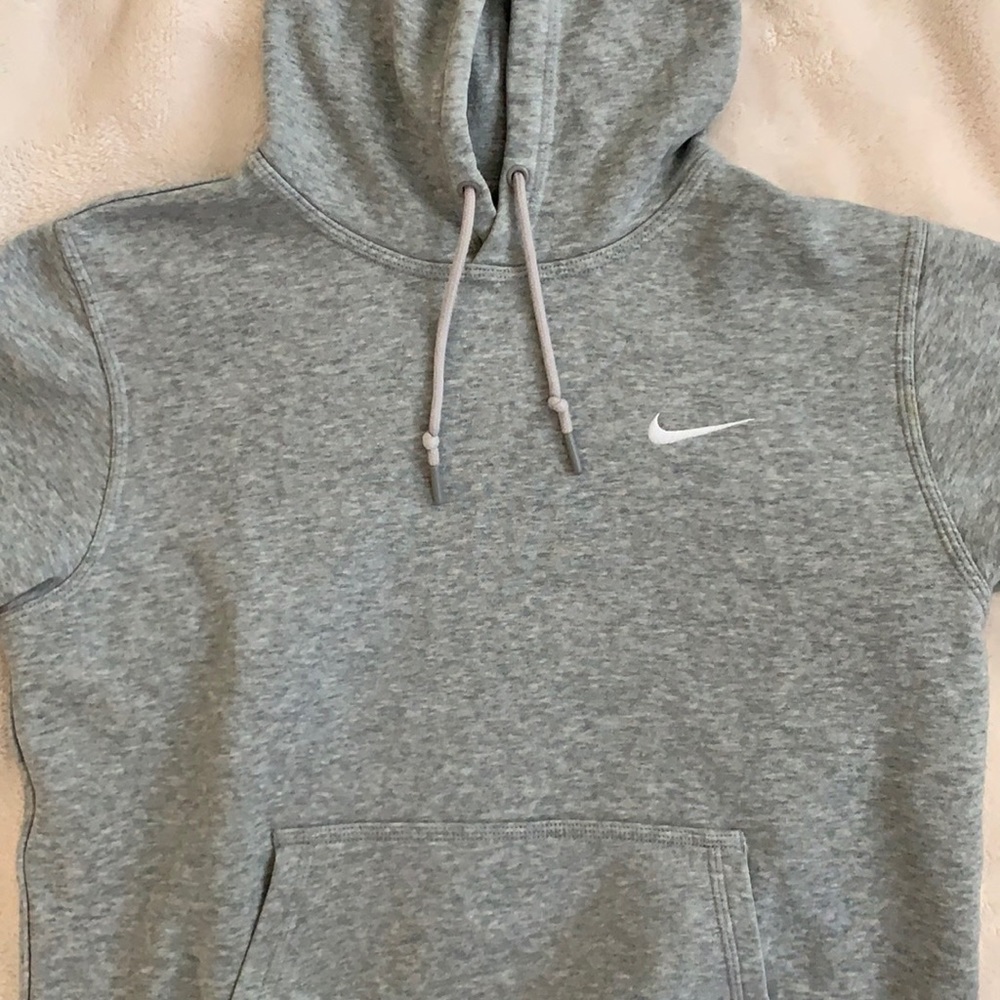 nike gray hoodie